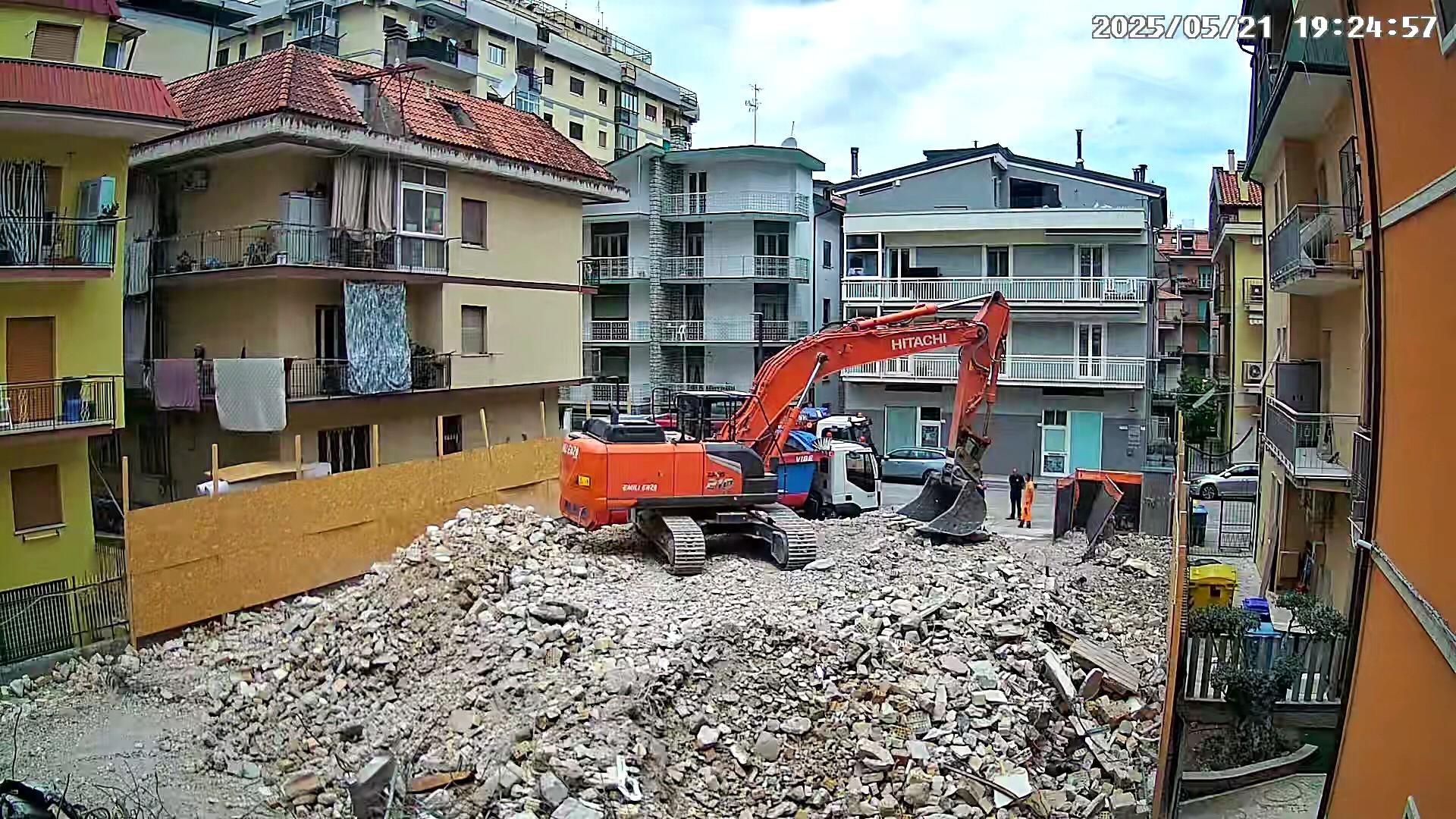 Demolizione 21/05/2025